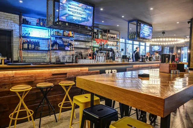 Up To You SQY - Bar Pub Restaurant