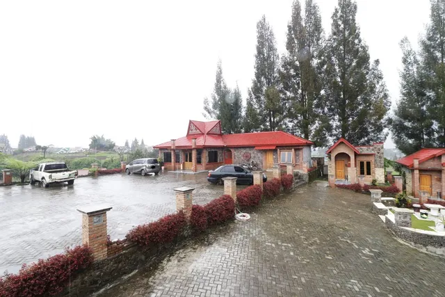 Alloyna country cottage