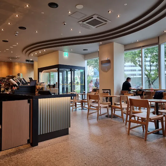 Starbucks Yongsan Harrington Square