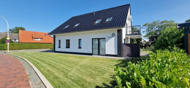 Ferienhaus Strandallee 10 & 10a