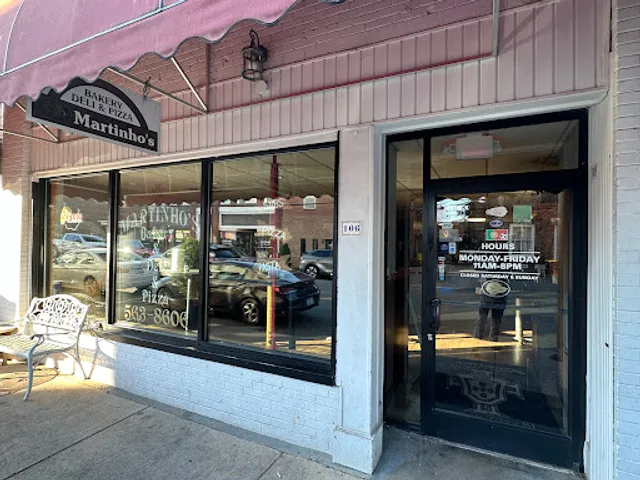 Martinho's Bakery & Deli