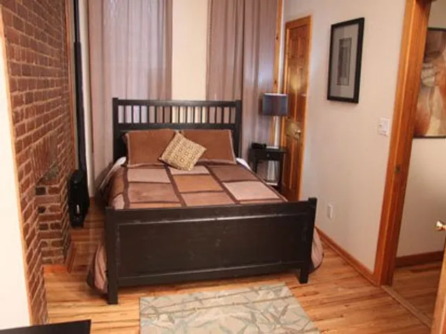 Upper Yorkville Suites