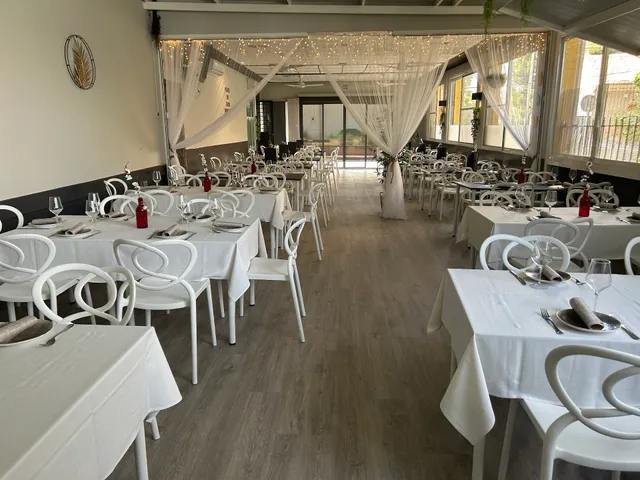 Restaurante Oasis by Paco medrano