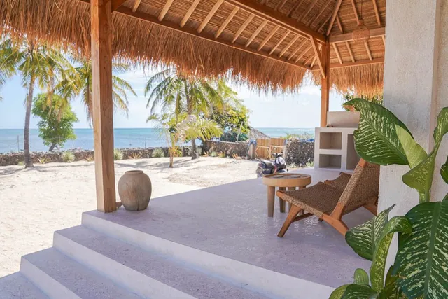 Rote Beach Bungalows (Kampung Kakak)