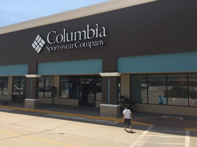 Columbia Factory Store