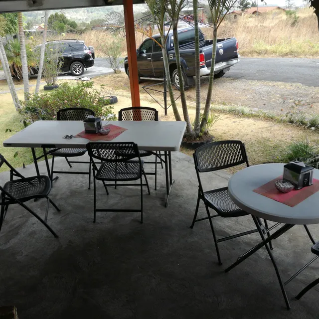 Empanadas y Condimento's