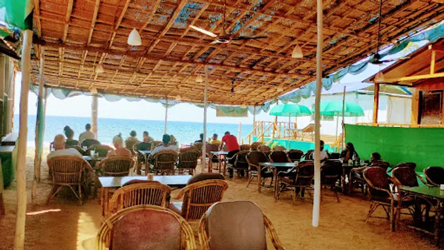 Dersy Bar & Restaurant