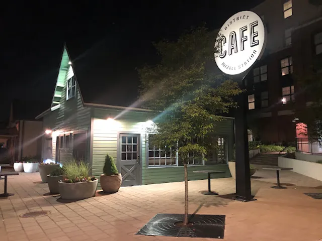 District Cafe Mizell Station