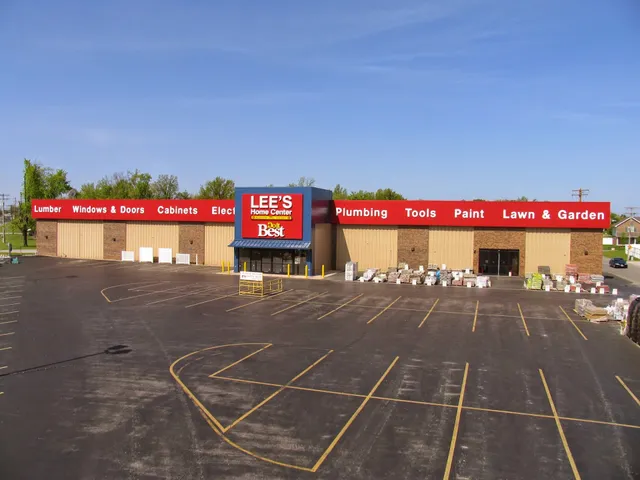LEE'S HOME CENTER