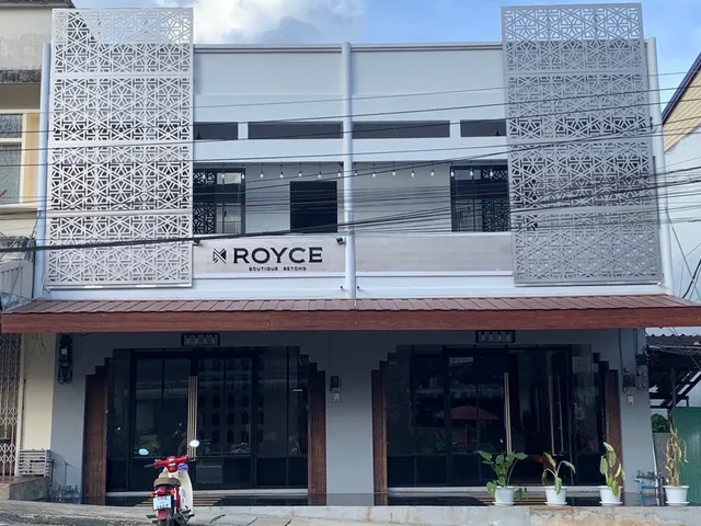 Royce Boutique Betong รอยซ์ บูทีค เบตง