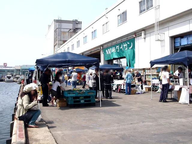 Funabashi Harbor Morning Market
