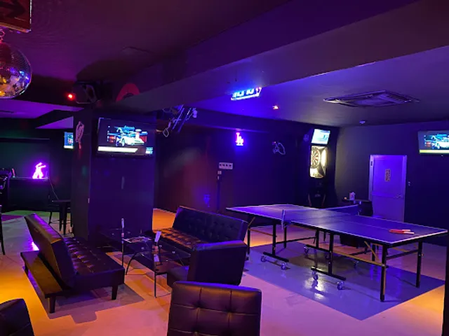 POLEDANCE&PARTYSPACE NEXT