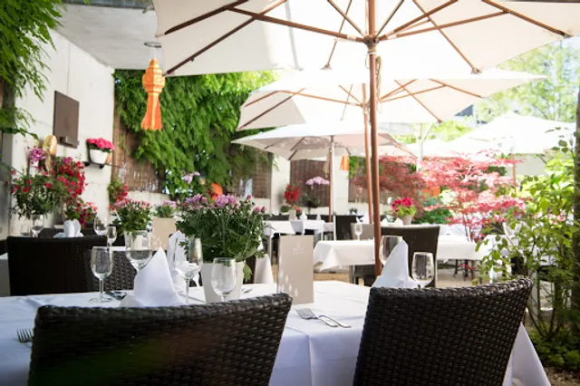 Restaurant KRONE - Kittipon's Finest Thai Cuisine