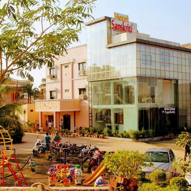 Hotel Sanskriti Palace
