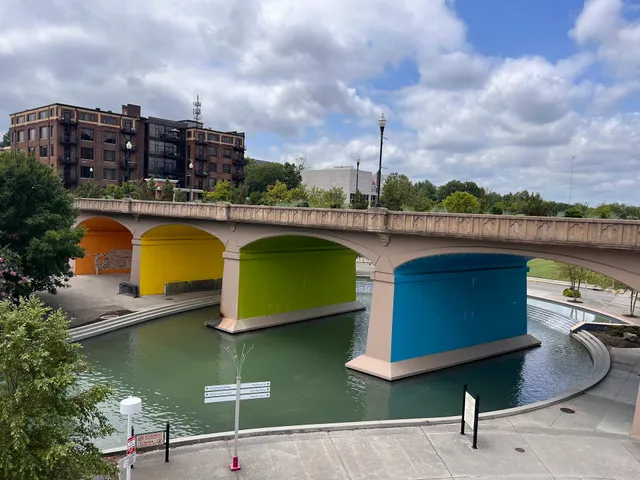 Knoxville Remembers Graffiti