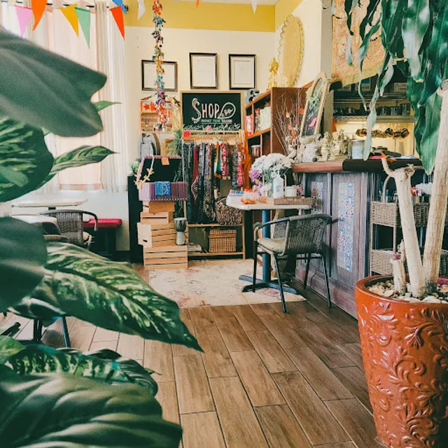 Pailin Thai Cuisine - OK Thai Food