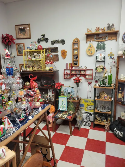 Silent Crow Antique Mall