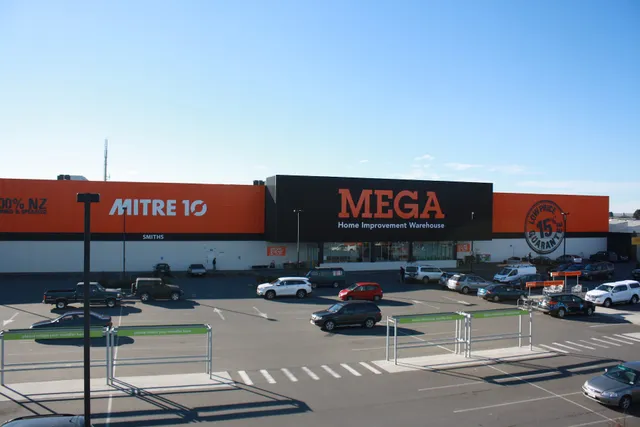 Mitre 10 MEGA Hornby
