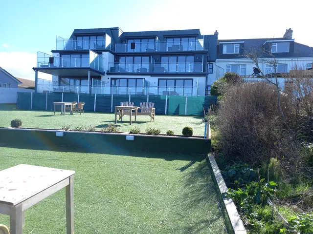 Beachview Apartments