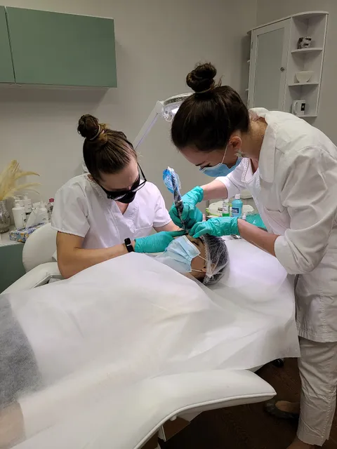 WOWbeautE Microblading Permanent Makeup classes & procedures