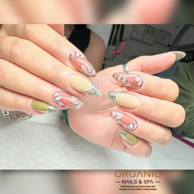Organic Nails & Spa