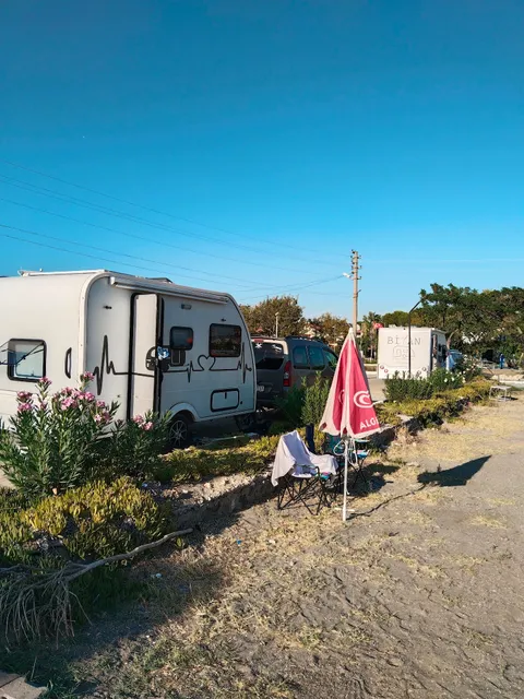 izmir seferihisar akarca plajı