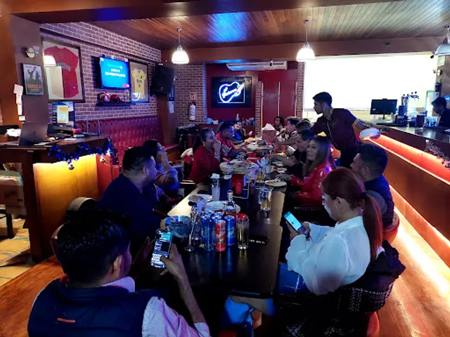 Susurro sports & karaoke bar