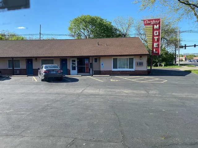 Courtesy Motel