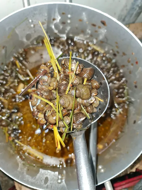 Quán ốc Nhã Hân