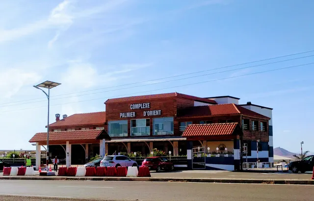 Complexe Palmier d'Orient : Café Glacier Restaurant Pizzeria Market & Piscine