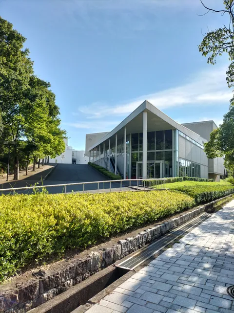 Kobe Design University