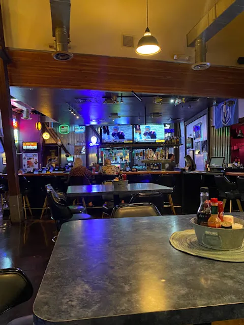 Shucks Tavern & Oyster Bar - Durango Rd