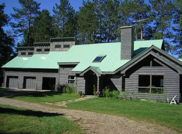 Red Pines Bed & Breakfast