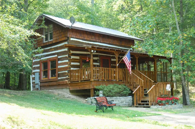The Cabin at Cedar Run Farm