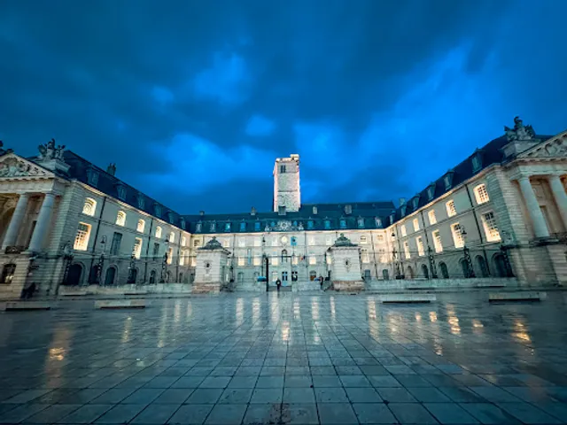 Palais des Ducs et des États de Bourgogne