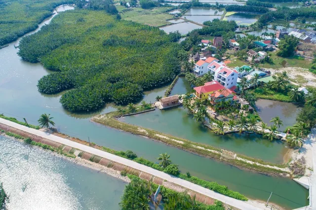 Lakeview Villa Homestay