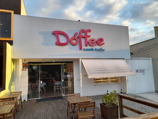 Dóffee Donuts & Coffee - Hugo Lange