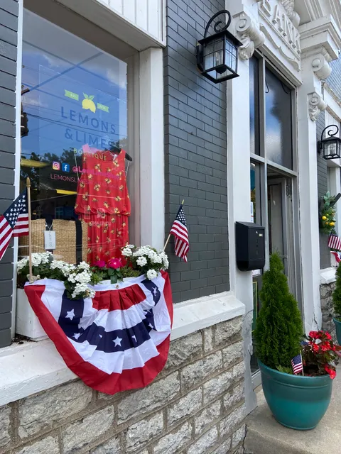 Lemons and Limes Boutique: Downtown Loveland