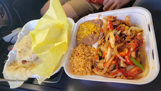 Los Mendoza Taco Shop