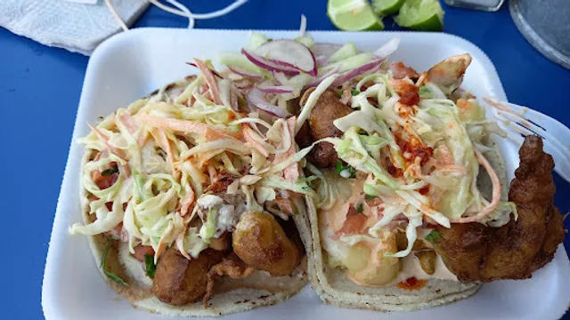 Los Gonzalitos taquito Fish