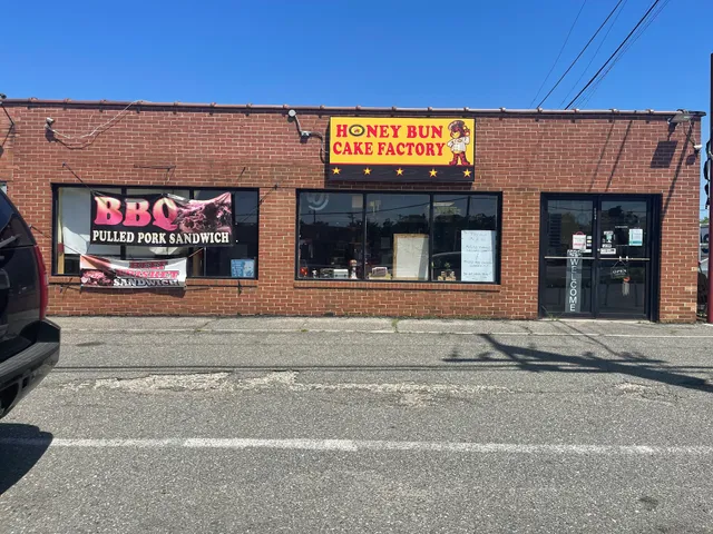 Honey Bun Cake Factory