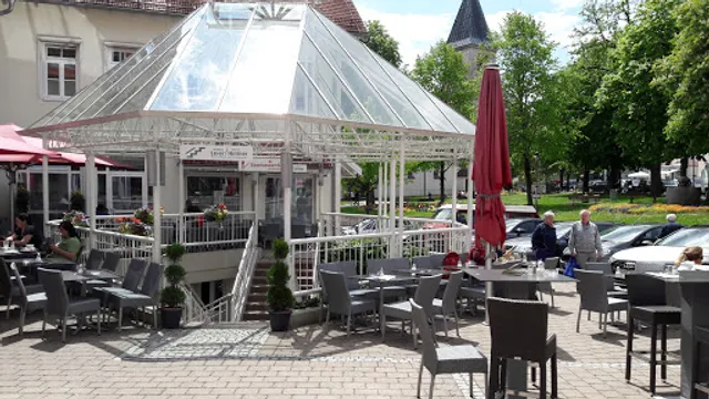 Central Café Bistro Bar