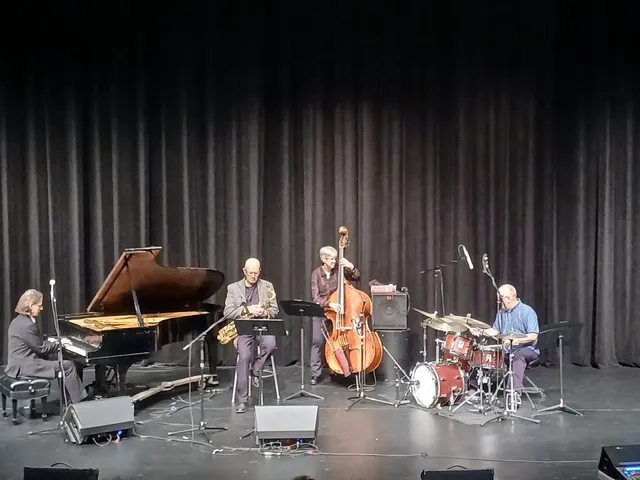 DuFresne Performing Arts Center