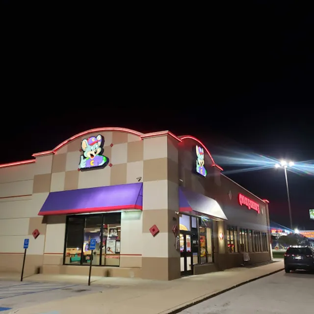 Chuck E. Cheese