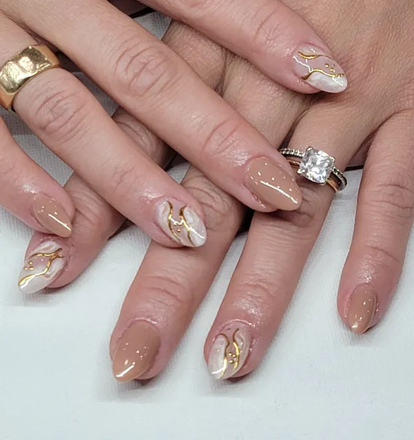 Luxury nails