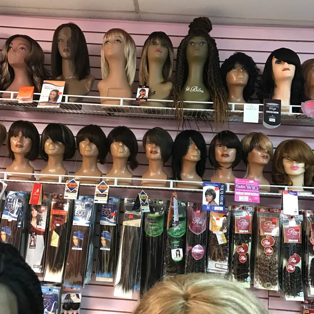 Maggie's African Hair Braiding