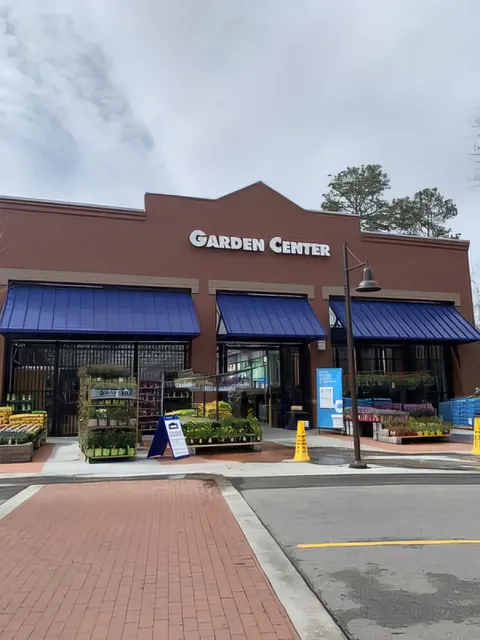 Lowe's Garden Center