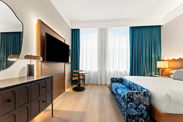 Kimpton Hotel Monaco Baltimore Inner Harbor