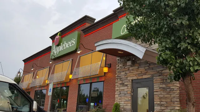 Applebee's Grill + Bar