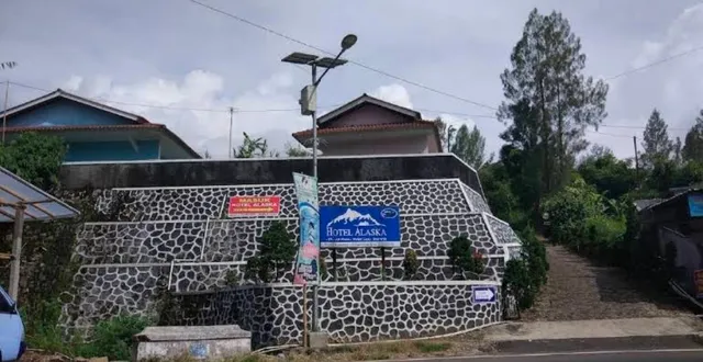 OYO 92407 Hotel Alaska